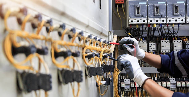 Professional Electrician technician working in Camp Springs, MD
